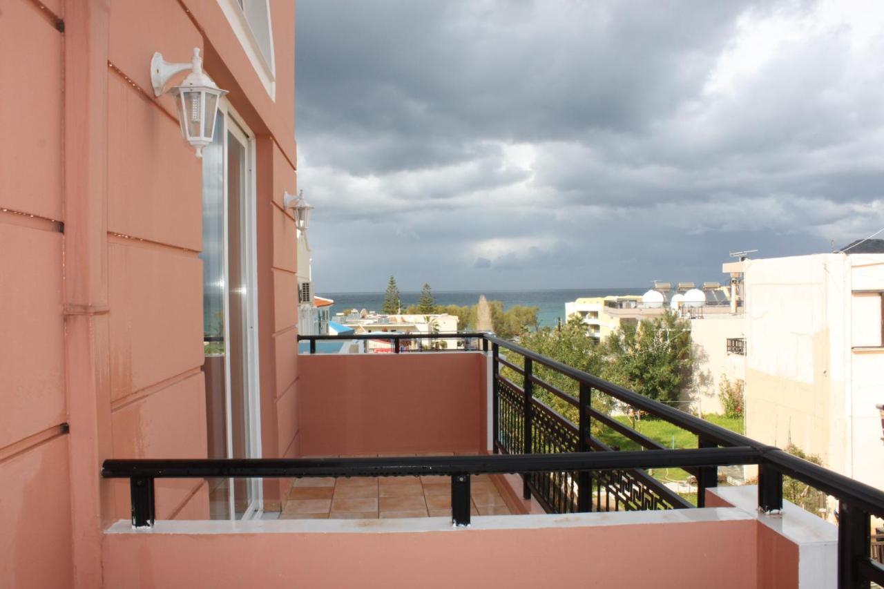 Epis Hotel Agia Marina Exterior foto